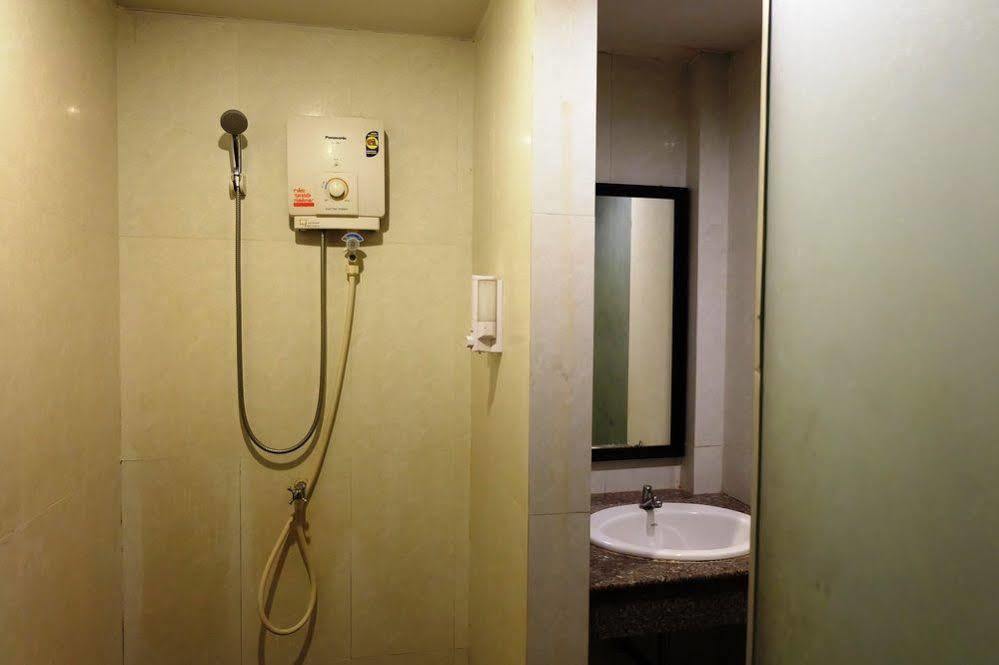 Everest Boutique Hotel Bangkok Zewnętrze zdjęcie