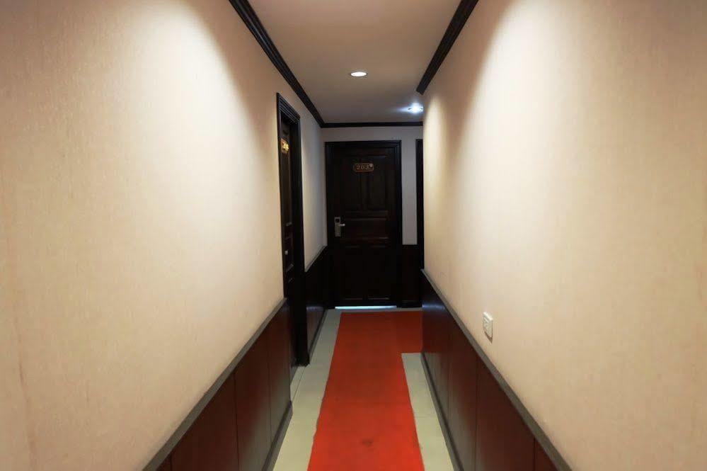 Everest Boutique Hotel Bangkok Zewnętrze zdjęcie